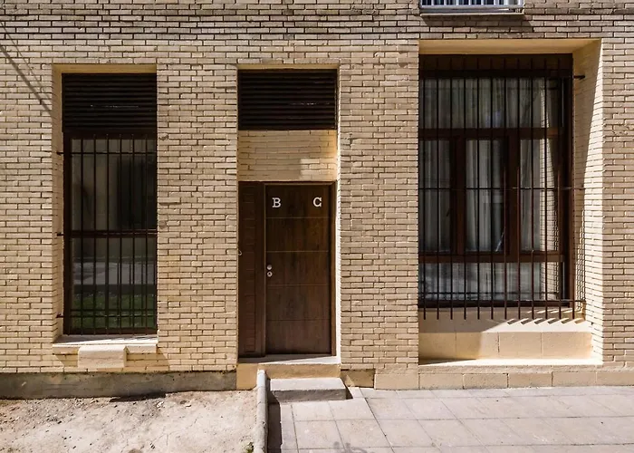 Simone Apartments
